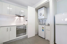 213-214/66-68 Oaka Lane, Gladstone Central