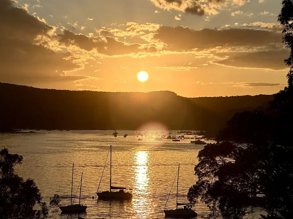 Sunset Views Over Sparkling Pittwater Fully furnished Move In Ready
