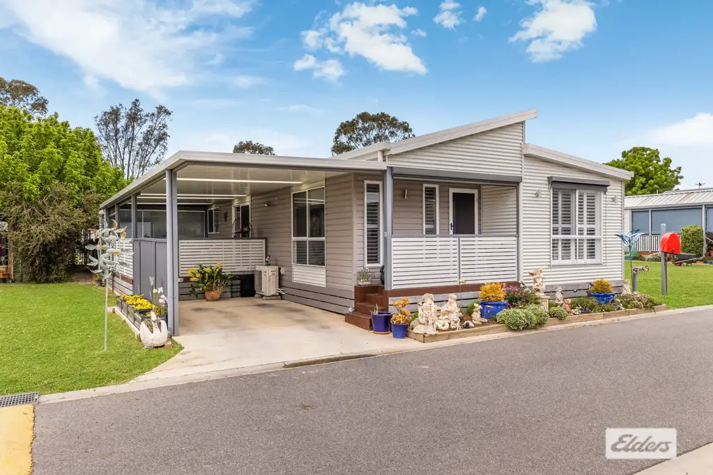 Epsom 3房  MODERN 3 BEDROOM UNIT IN THE LOVELY PARKSIDE RESIDENTIAL VILLAGE