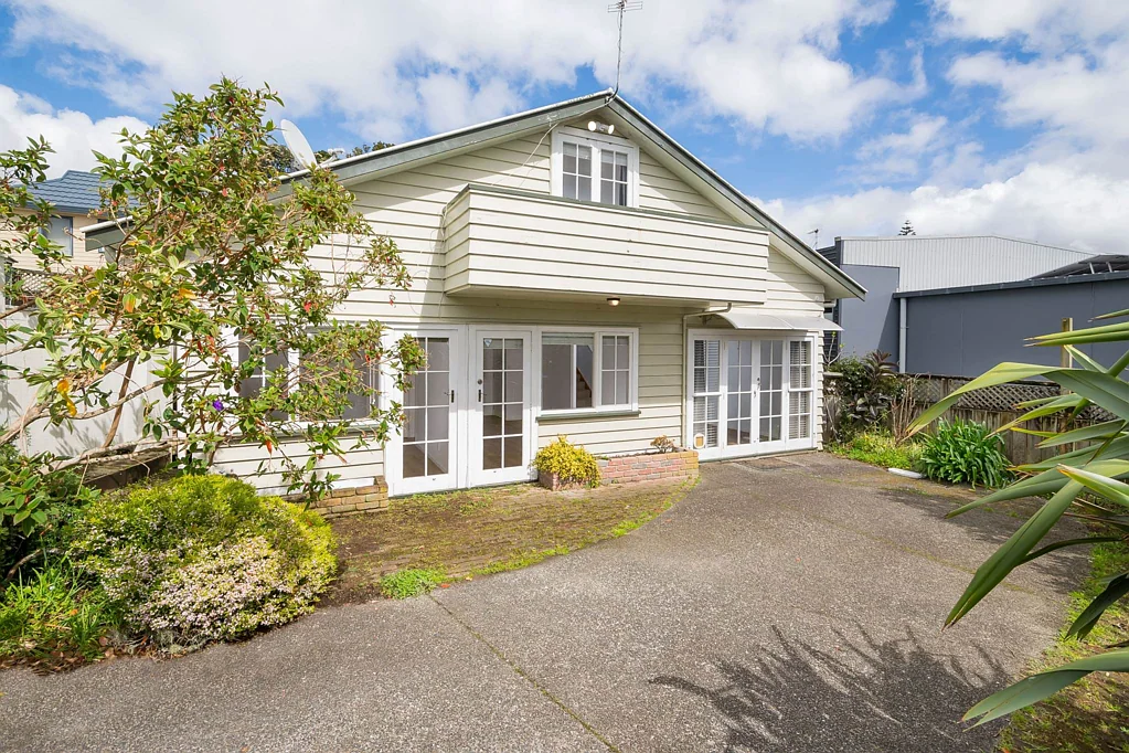 Comfortable 2-Bedroom Home in St Lukes for rent