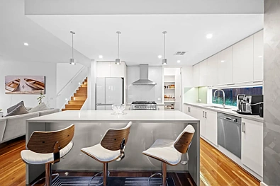 Kusina - 9 Viewmount Place, Sandhurst, VIC 3977