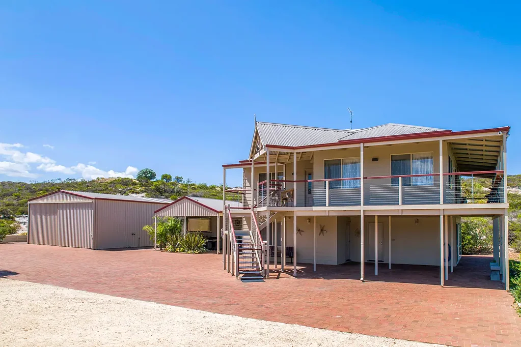 291 Pindari Place, Karakin, WA 6044