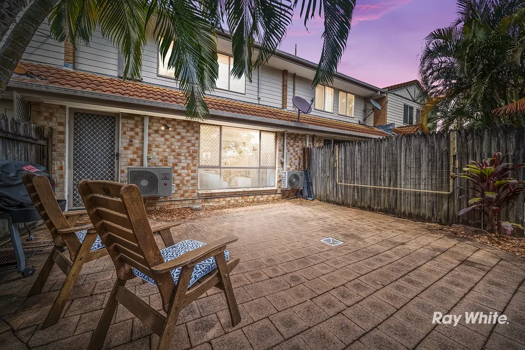 3/2 Efymia Court, Daisy Hill, QLD 4127