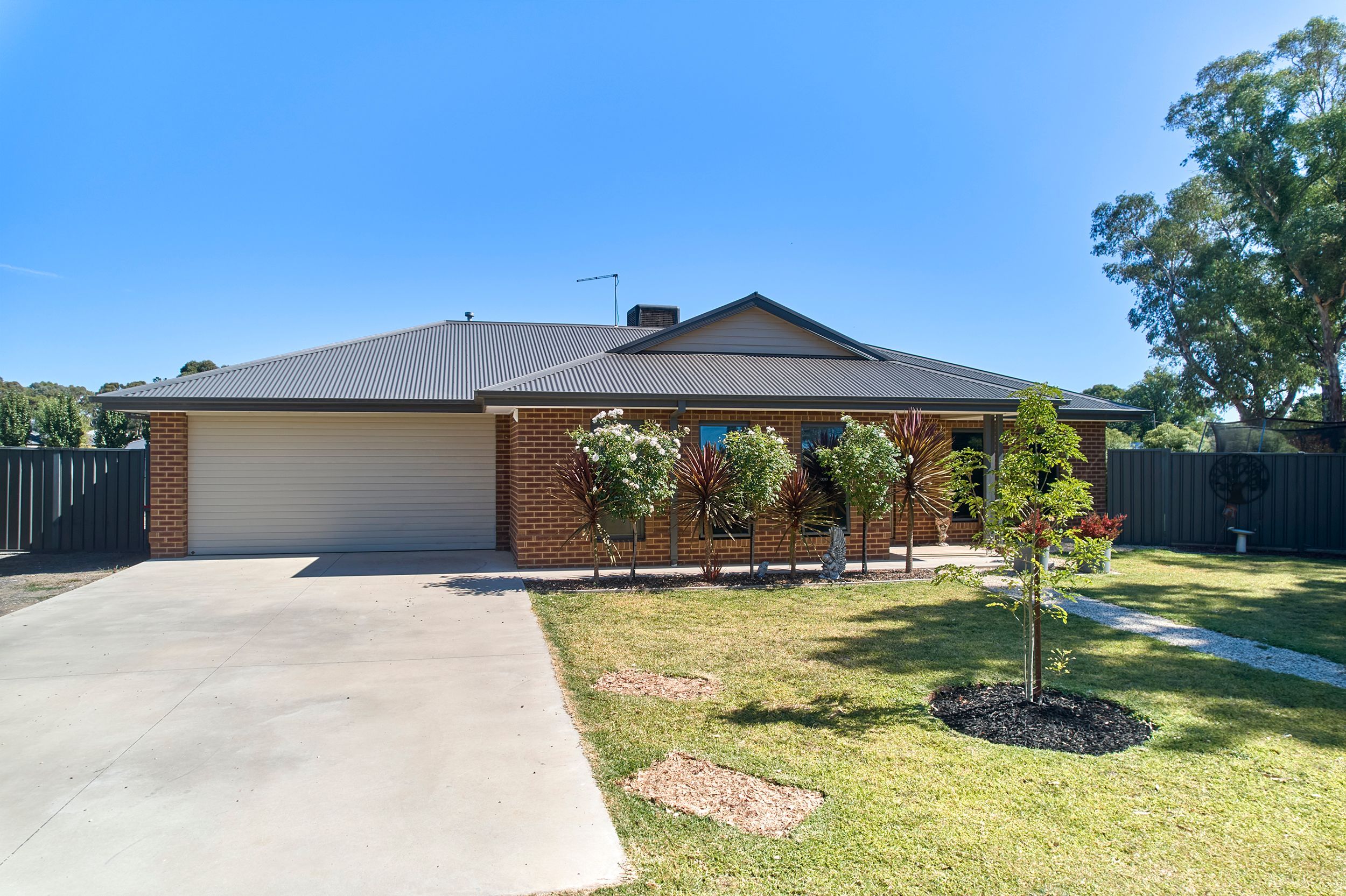 2 BOOMERANG PL, HEATHCOTE VIC 3523, 0 chambres, 0 salles de bain, House