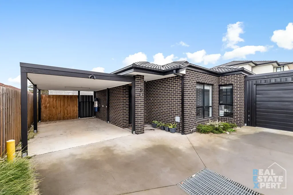 2/17 Harmer Road, Hallam, VIC 3803