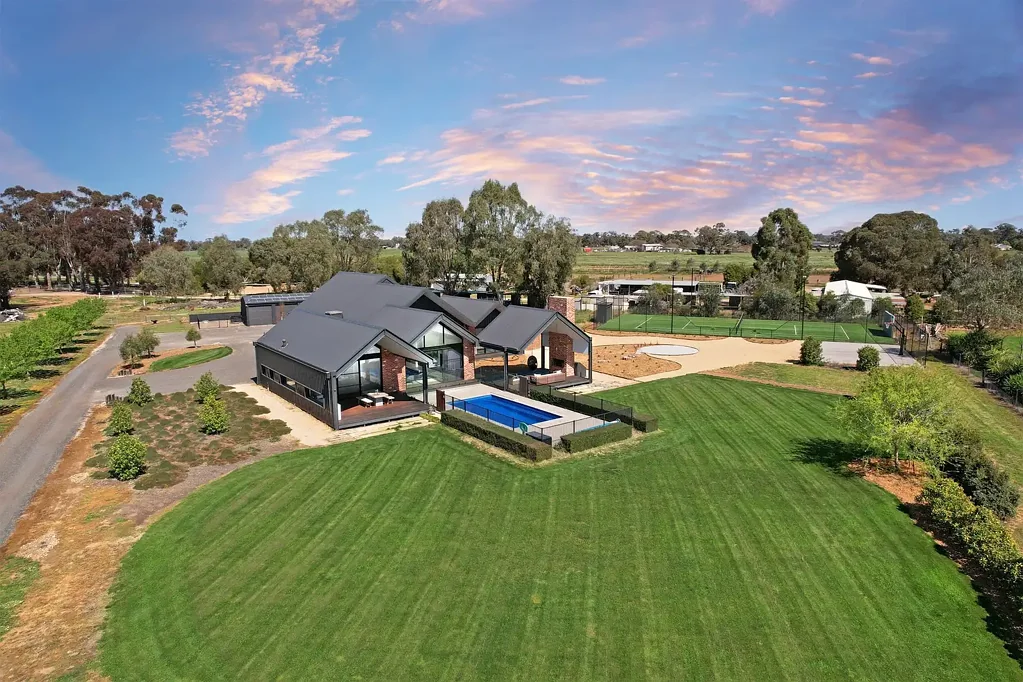 66 Pinerate Place, Echuca, VIC 3564