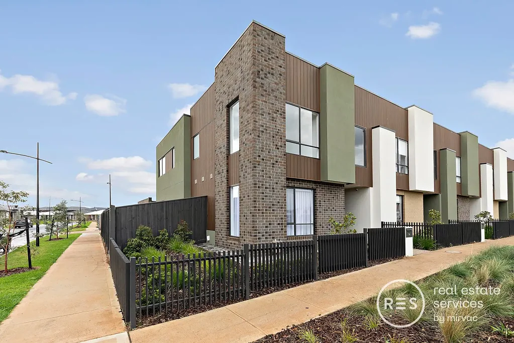 Welcome to Woodlea  A Fresh Start, A New Community