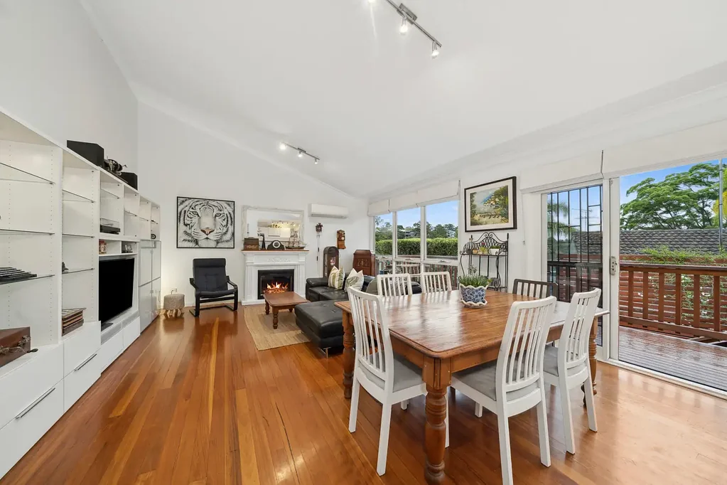 16/10 Playfair Road, Mount Colah, NSW 2079