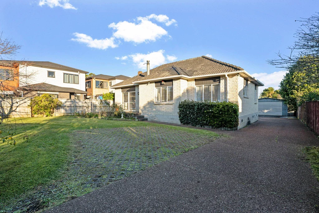 Step Into Your Dream Family Home!
