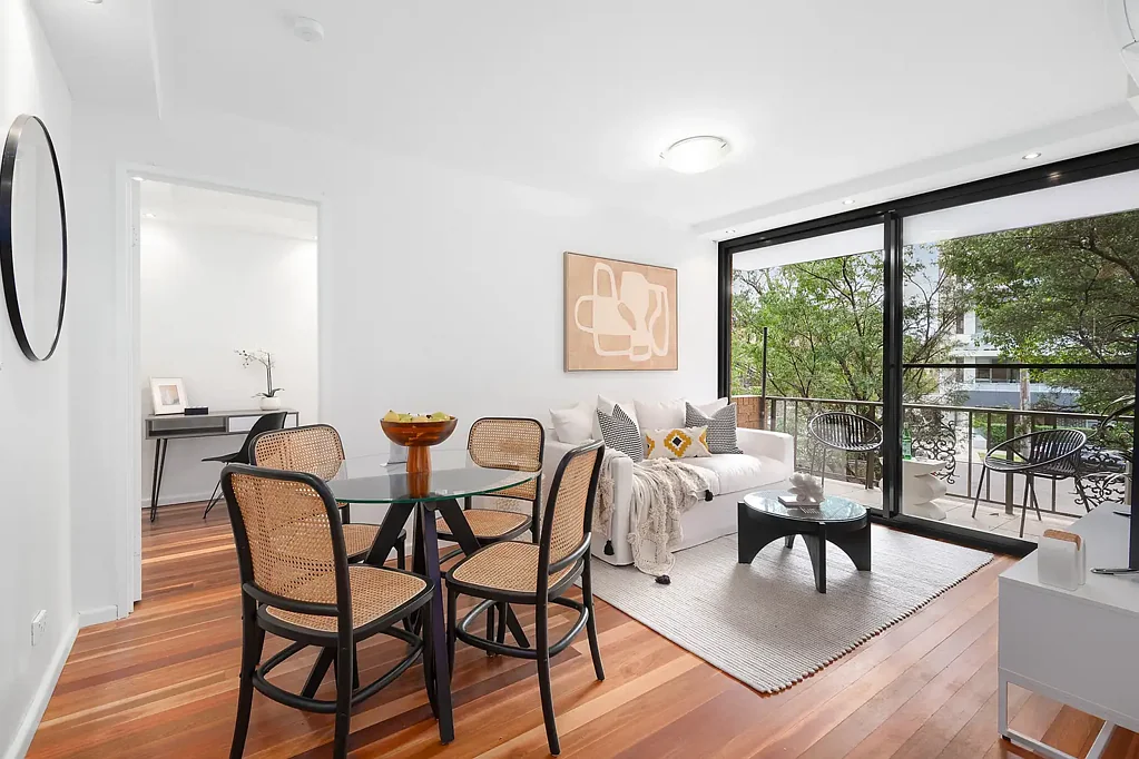 2/1 Carlton Parade, Carlton, NSW 2218