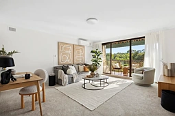 10/315 Burns Bay Road, Lane Cove