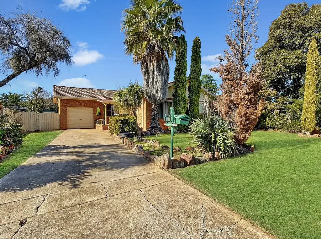 16 Howard Avenue, Dubbo, NSW 2830