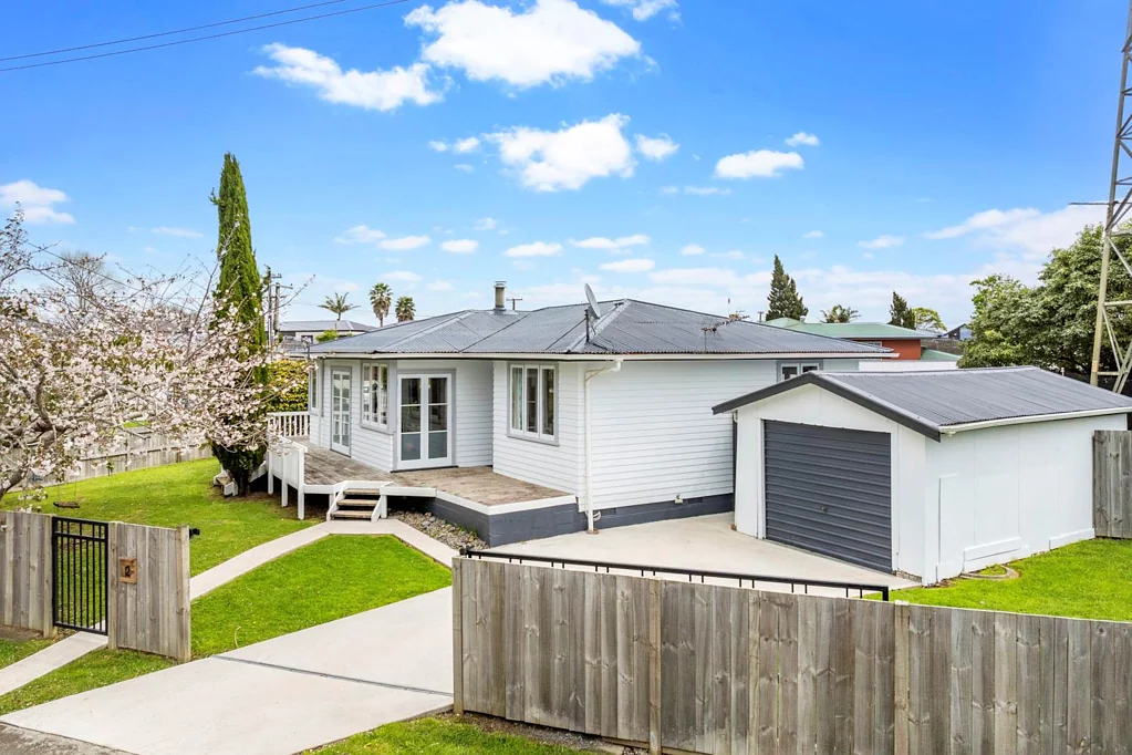 Pakuranga 3Zimmer Freehold, Affordable & Convenient; high $700,000’s