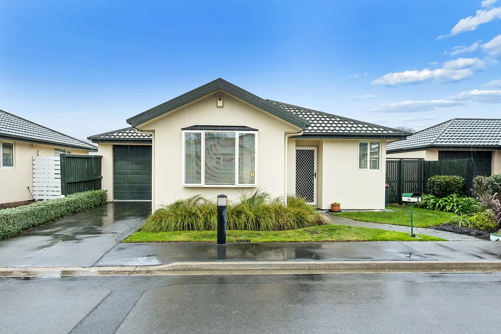 Sockburn 2房  Retirement Living in Sought-After English Gardens