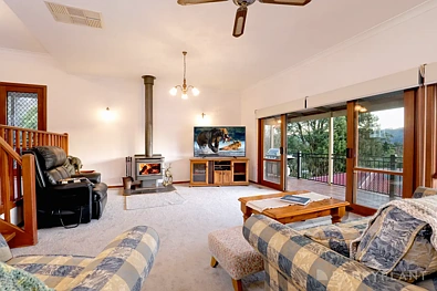 80 DAVID HILL RD, MONBULK VIC 3793, 0 침실, 0 욕실, House
