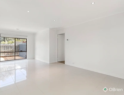 15 Blacksmith Place, Sydenham, VIC 3037, 3房, 2浴, House