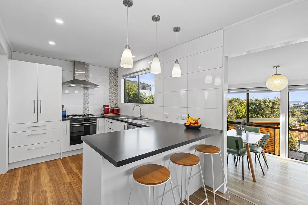 5 Waipounamu Drive, Kelson, Lower Hutt, Wellington