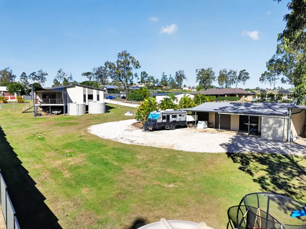 Gatton 4બેડરૂમ 'The Ultimate Entertainer' (3,095m2)