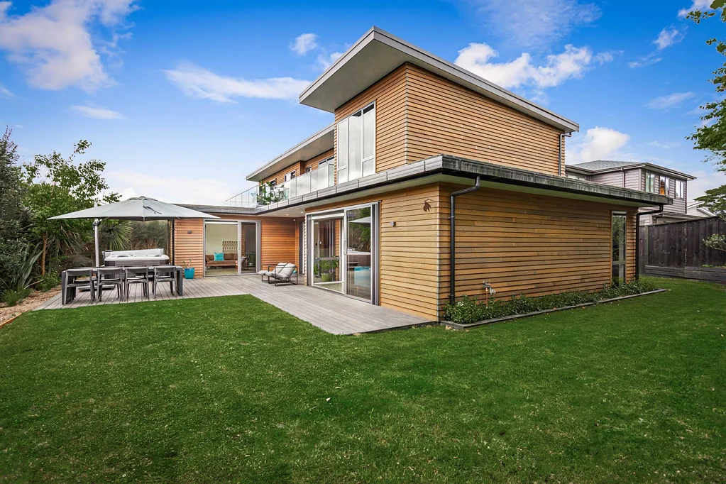Huapai 5chambre Sustainable Luxury | Contemporary Cedar Elegance