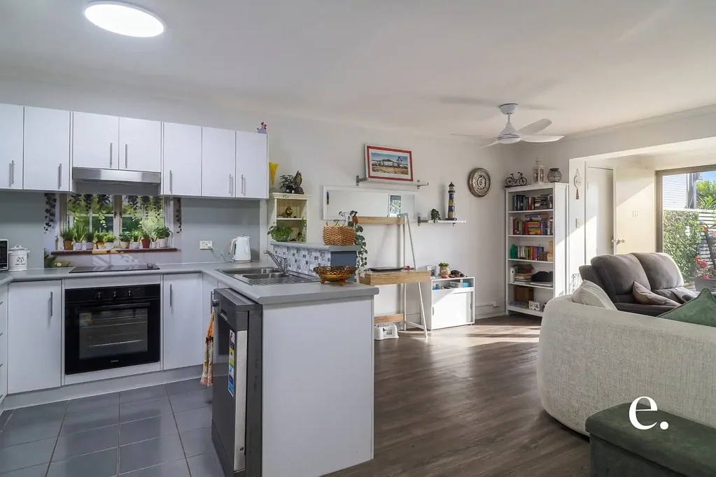 13/24 Kent Street, West Gladstone, QLD 4680