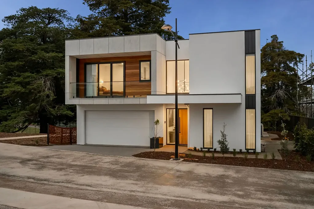 Golden Square 4Kwarto Contemporary Luxury at Fortuna Villa Estate
