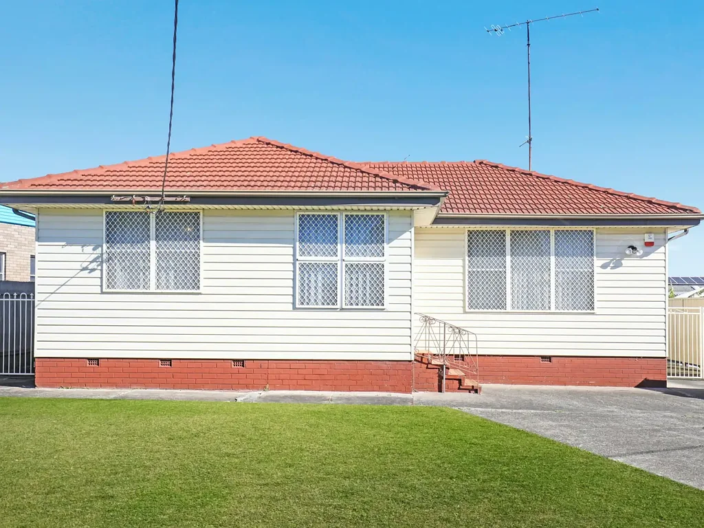 20 McCabe Street, Warilla, NSW 2528