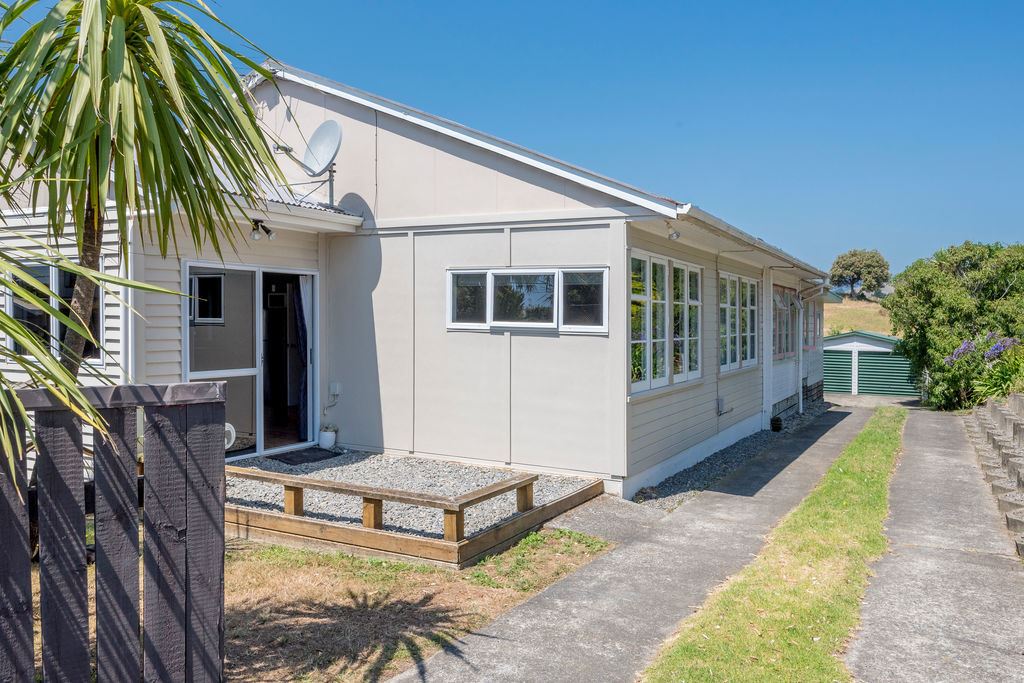 10 Atua Street, Waikanae Beach, Kapiti Coast, 2 Bedrooms, 1 Bathrooms