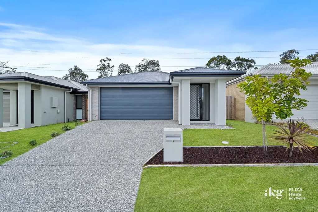 Greenbank 4 Slaapkamer Immaculate Modern Home With Multiple Living Spaces