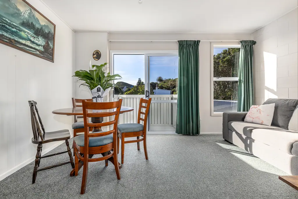 Titahi Bay 2Kwarto First Time on the Market in 36 Years!