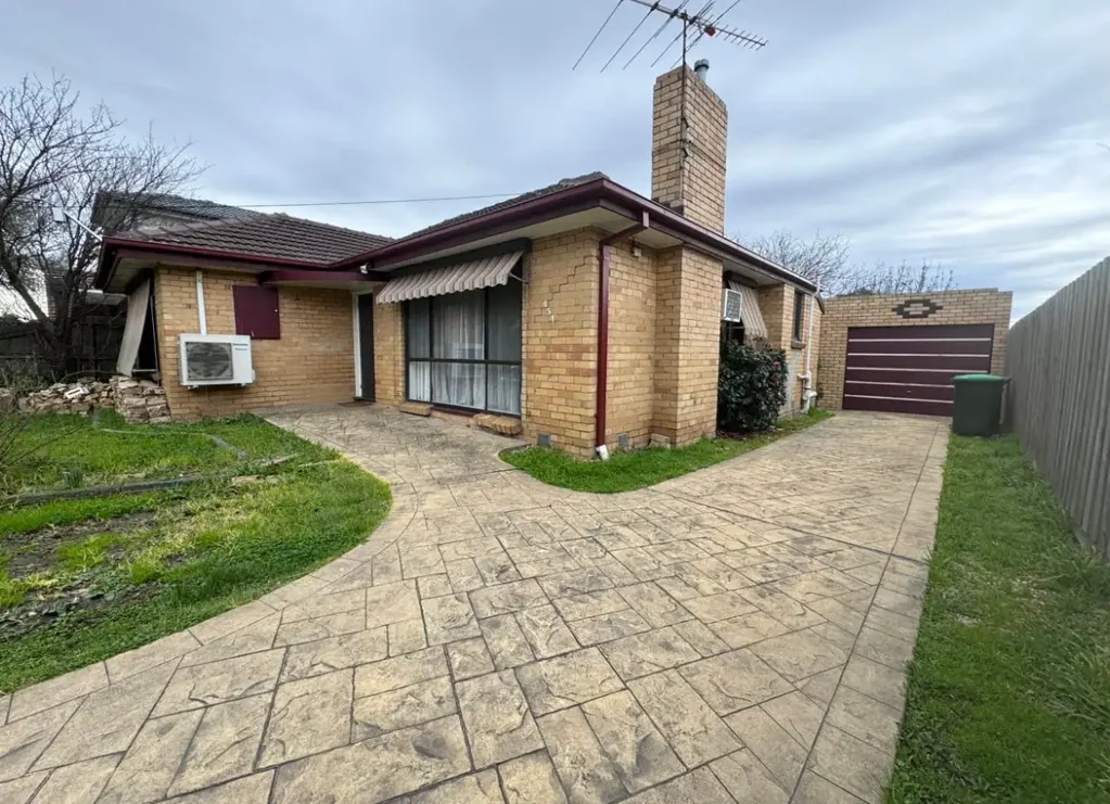 Classic 3-Bedroom Home with the perfect location!