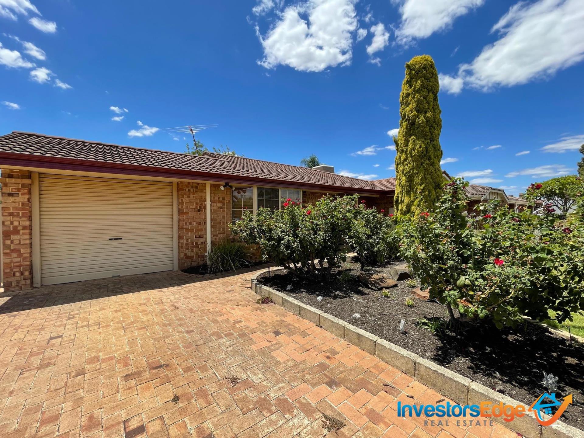 37 LAKESEND RD, THORNLIE WA 6108, 0 غرف, 0 حمامات, House