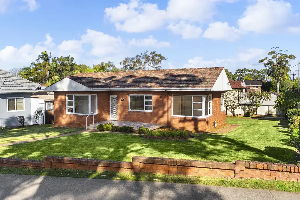 Charming, spacious home