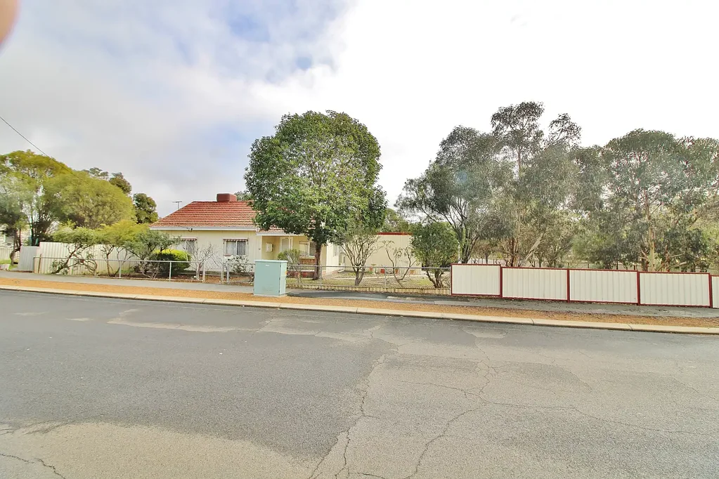52 Upland Street, Wagin, WA 6315