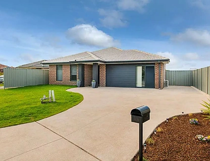 66 Ardent Crescent, Cranbourne East, South East Melbourne, 4 कमरे, 2 बाथरूम, House