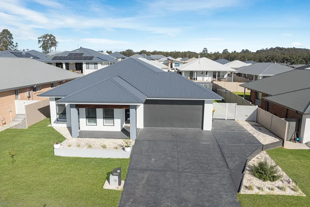 14 Solomon Street, North Rothbury, NSW 2335