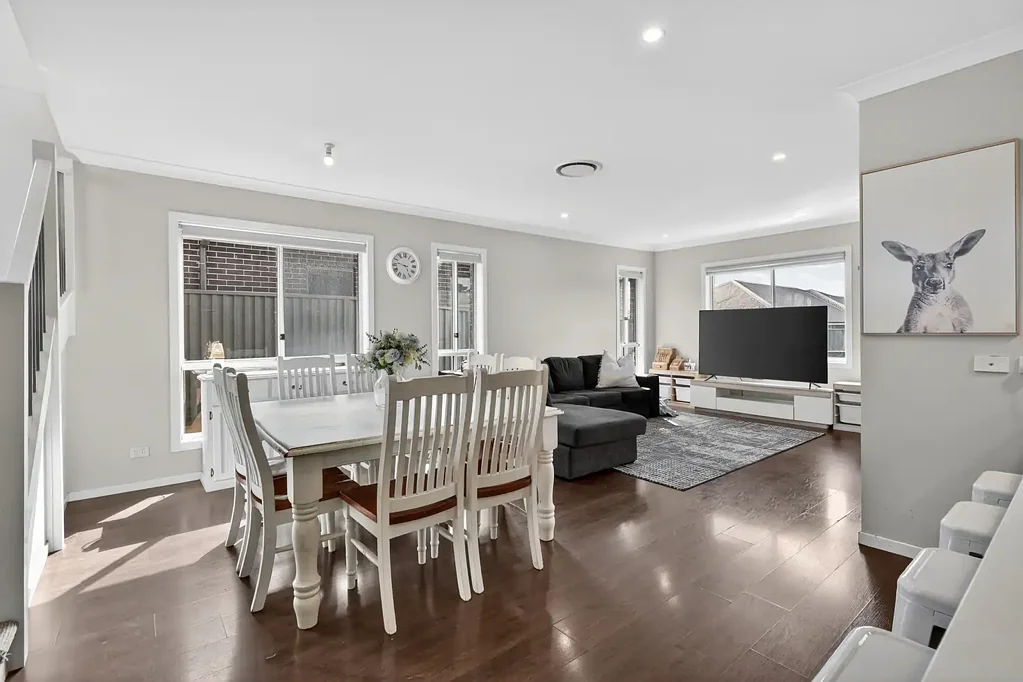 Grantham Farm 4房  Stylish Family Living in the Heart of Grantham Farm - 388m2 of Land