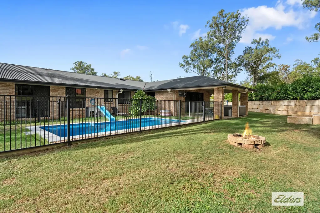 Regency Downs 4 Slaapkamer Seller's circumstances changed. Needs to be sold by END OF MONTH!