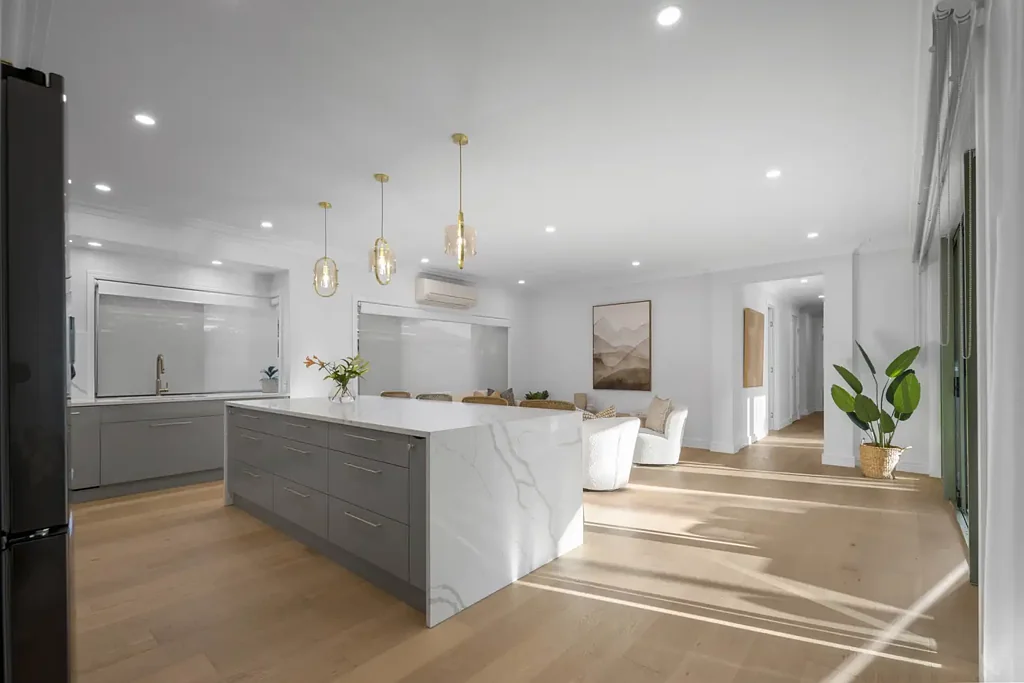 Robina 4房  Single-Level Home on Robina Island