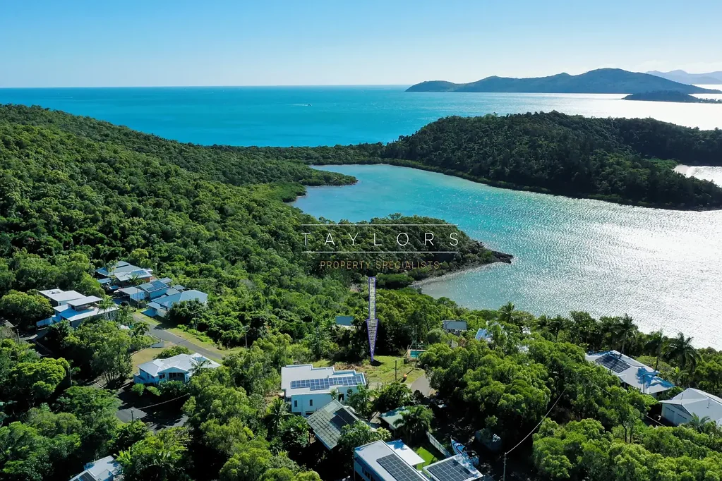 Shute Harbour The Perfect Position for Your Coastal Escape