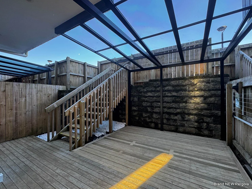Flat Bush 4 Bedroom 2-BED BUDGET  4-BED REALITY  Mid $700,000