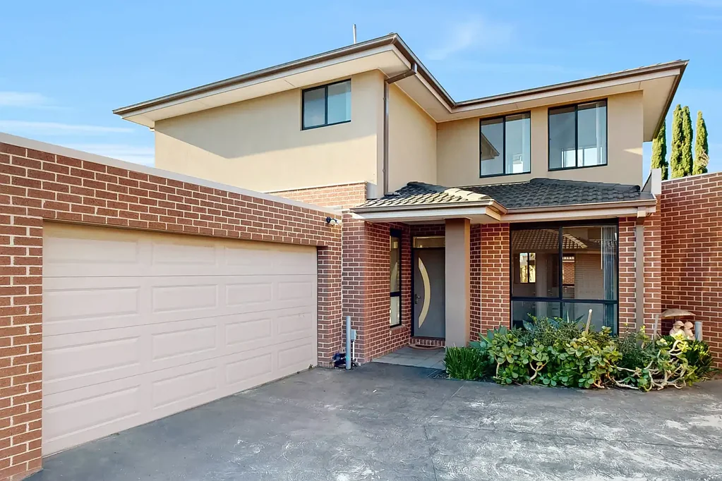 Spacious Three Bedroom + Study Townhouse