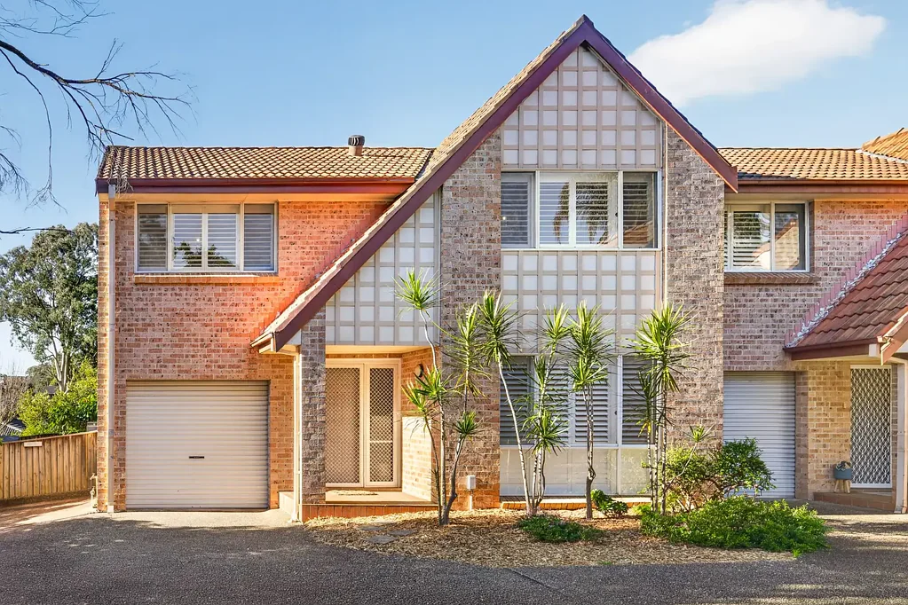 Kings Langley 3غرفة نوم Tranquil Townhouse Retreat