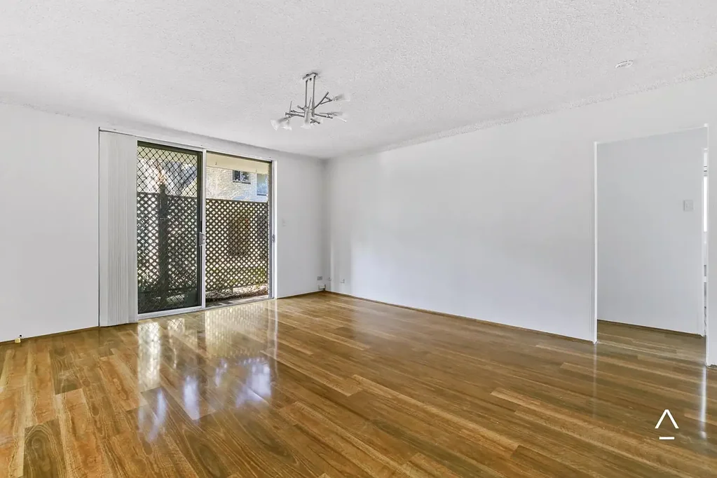 Beautifully Presented Two-Bedroom Apartment with Private Courtyard