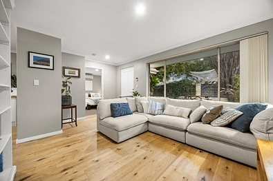 Wilson 3房  Picture-Perfect Living Near the Canning River