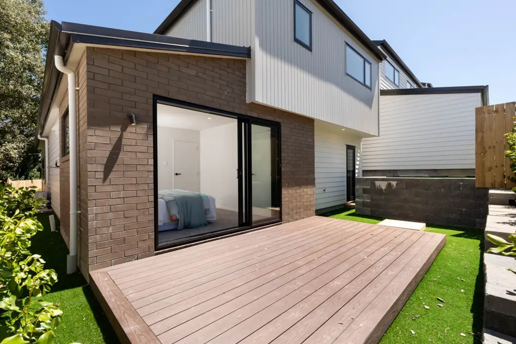Belmont 3침실 Premium Coastal Living – 2 New Homes in Belmont