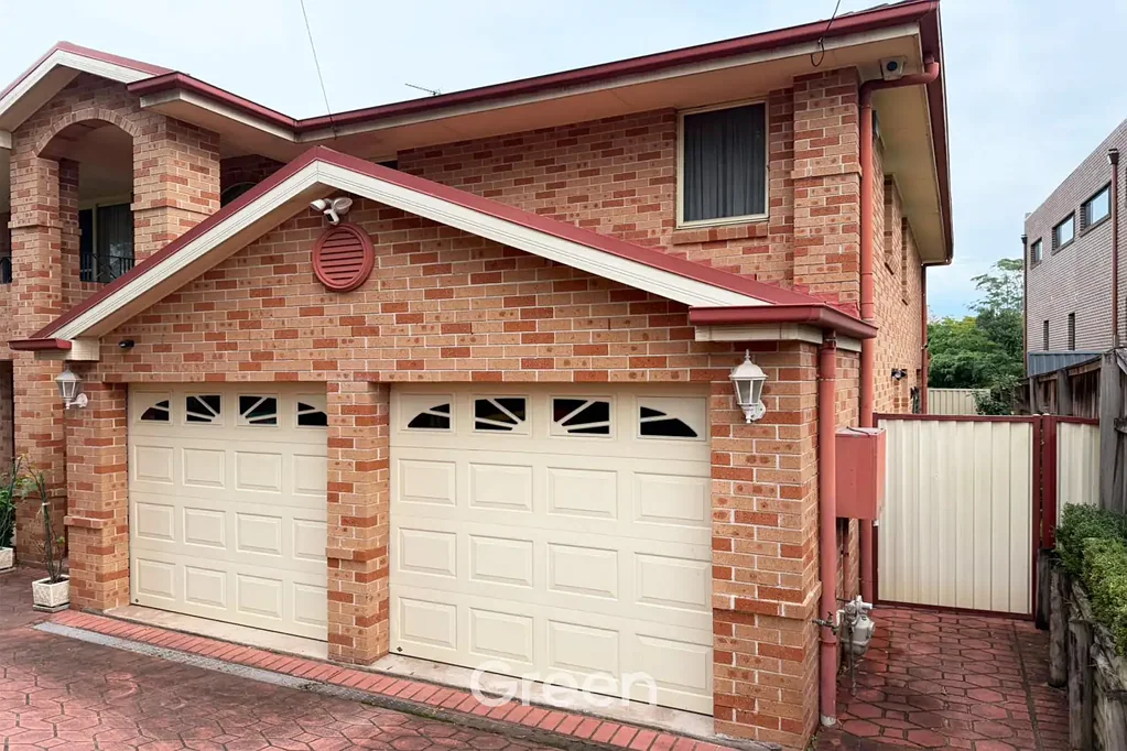Self-Contained 1-Bedroom Unit in Prime Eastwood Location - ALL UTILITIES (internet, electricity, and water) INCLUDED IN RENT!