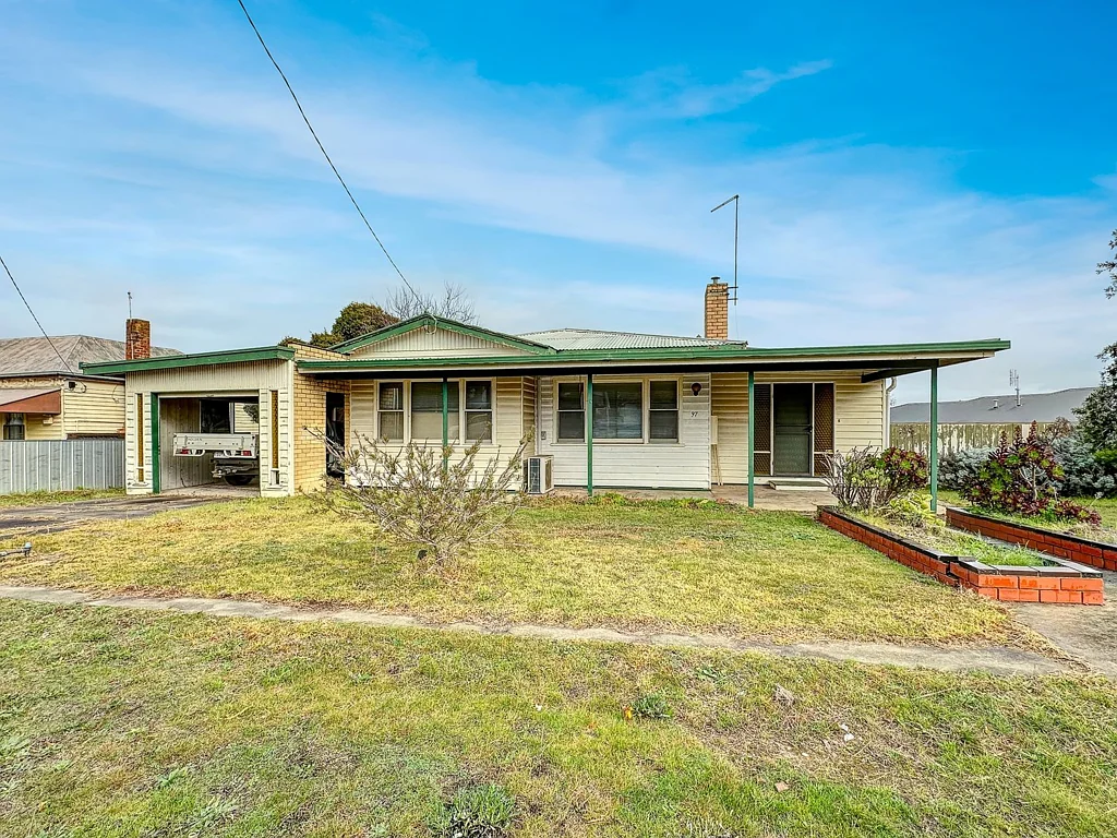 97 Gillies Street, Maryborough, VIC 3465