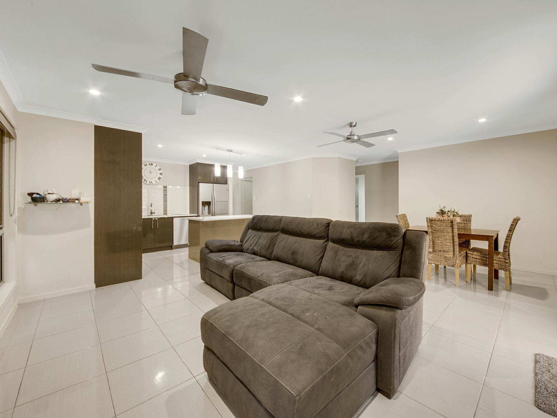 14 BUCHANEN ST, BOYNE ISLAND QLD 4680, 0 chambres, 0 salles de bain, House