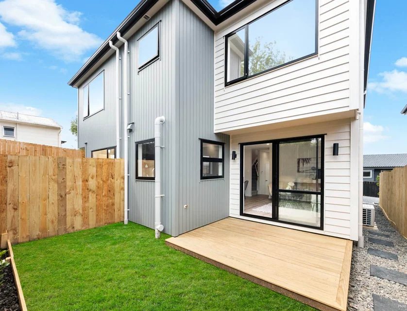 8A Butterworth Drive, Glendene, Waitakere City, 3 ਕਮਰੇ, 3 ਬਾਥਰੂਮ, Townhouse