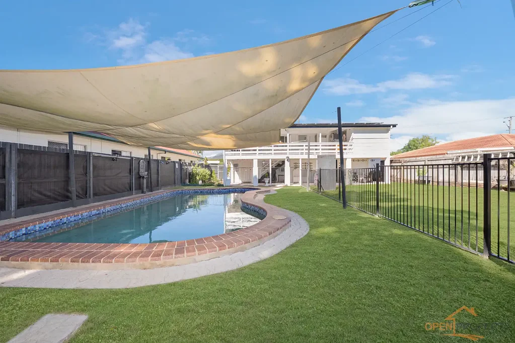 Mundingburra 3房  PRIME POSITION WITH ENDLESS POTENTIAL ON A 1,012m² ALLOTMENT
